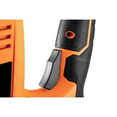 6. NEO Tools 16-050 Hefter