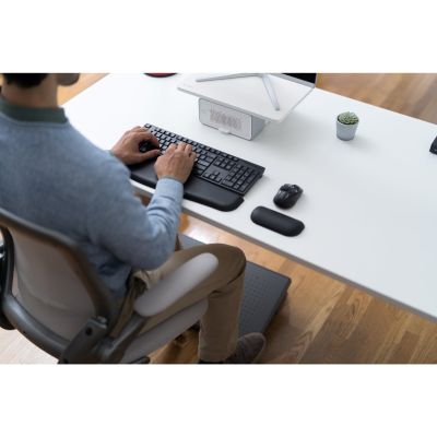 9. Kensington ErgoSoft-Handgelenkauflage für flache Tastaturen