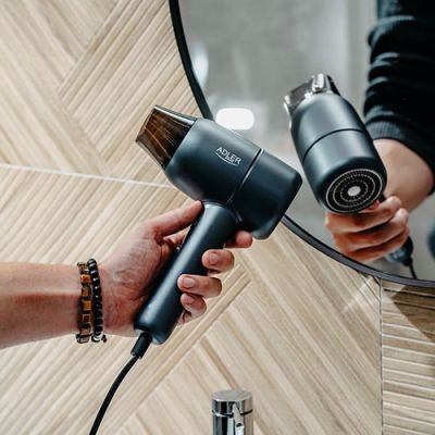 7. ADLER AD 2279b blauer Haartrockner