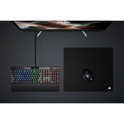 8. Corsair MM200 PRO Gaming-Mauspad Schwarz