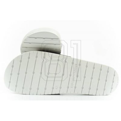8. Emporio Armani M XVPS04D 850 Flip-Flops