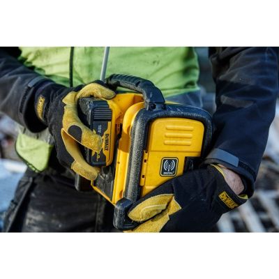 6. DeWALT DCR020-QW Tragbares Digitalradio, Schwarz, Gelb