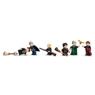 7. LEGO Harry Potter 76447 – Schloss Hogwarts: Flugstunde auf dem Besen