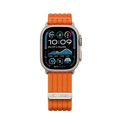 3. Tech-Protect Nylon-Sportarmband für Apple Watch 44 / 45 / 46 / 49 mm – Orange