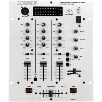 5. Behringer DX626 DJ-Mixer