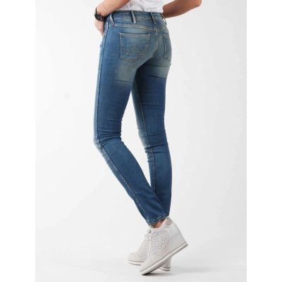 5. Wrangler Sandy Blues Jeans W23S4072G