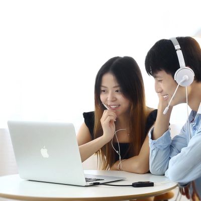 6. Ugreen externer Musik-Soundkartenadapter USB – 3,5-mm-Miniklinke mit Lautstärkeregler 15 cm schwarz (40964)