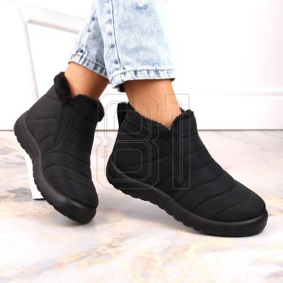 10. Waterproof slip-on snow boots News W EVE438A black