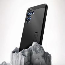 Spigen Tough Armor MagSafe Hülle für Samsung Galaxy S25 – Schwarz