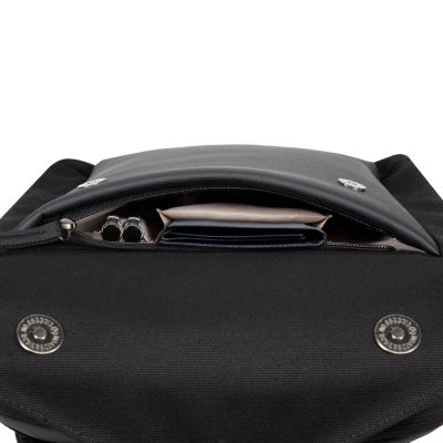 13. Rivacase 8521 Rucksack, 33,8 cm (13,3 Zoll), Schwarz