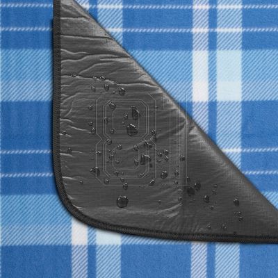 8. Spokey Picnic Moor 925069 picnic blanket