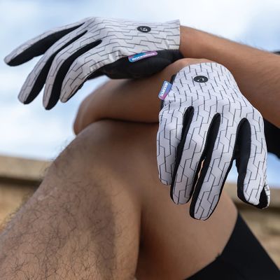 6. Rockbros Sporthandschuhe Frühling-Sommer Größe M - Weiß und Schwarz