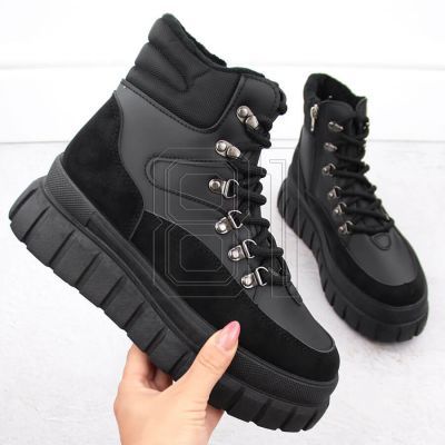 8. Boots on the News W EVE450A platform