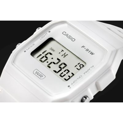 4. CASIO Unisex-Uhr F-91WB-7AEF + Box