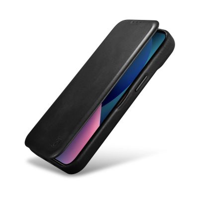 9. iCarer CE Oil Wax Premium Leather Folio Case Leather Case iPhone 14 Plus Magnetic Flip MagSafe Black (AKI14220707-BK)