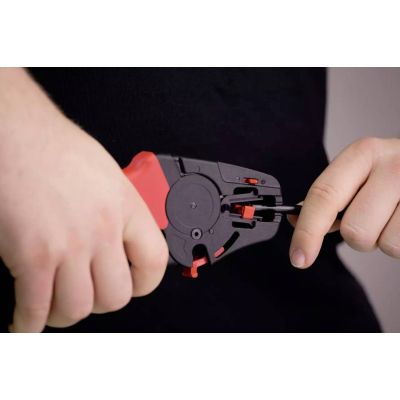 5. Automatisches Abisolierwerkzeug