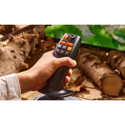 5. Thrustmaster Joystick SimTask Farmstick, XBOX