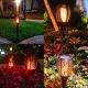 12. Solar-Taschenlampe mit tanzenden Flammen, 10 x 10 x 79 cm, 36 LEDs