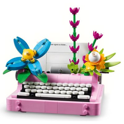 7. LEGO Creator 3-in-1 31169 – Schreibmaschine mit Blumen