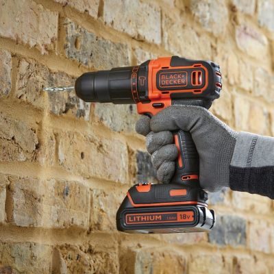 8. Black & Decker BDCHD18KB-QW Bohrer, Schwarz, Orange