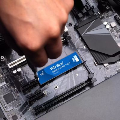 5. WD Blue SN5000 500GB M.2 NVMe SSD WDS500G4B0E