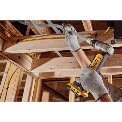 4. PEX-Rohraufweiter 18V XR 2x2 Ah