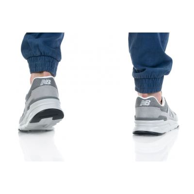 16. New Balance Herrenschuhe CM997HCA klassisch 40