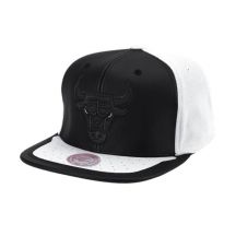 Mitchell & Ness NBA Chicago Bulls Day One Snapback Bulls Cap 6HSSMM19224-CBUWHBK