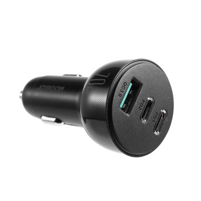 4. Joyroom 70W Autoladegerät mit 3 Anschlüssen: USB, 2 x USB C schwarz (JR-CL26)