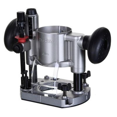 21. 710W MAKITA RT0702CX2J Elektro-Oberfräse und -Fräser