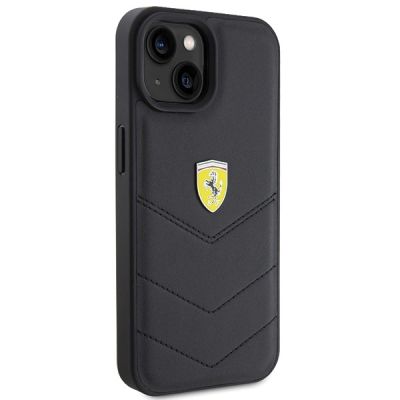 4. Ferrari Quilted Metal Logo-Hülle für iPhone 15 – Schwarz