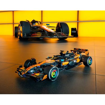 10. LEGO 42228 Technic - McLaren MCL39 F1 Rennwagen
