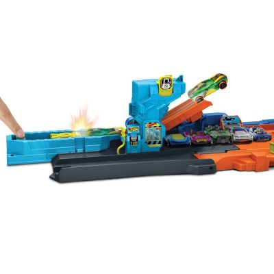 5. Hot Wheels City JHL94 Spielzeugauto