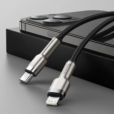 11. Baseus Cafule Series Metal Data USB-C / Lightning 20W PD-Kabel 1 m - Schwarz