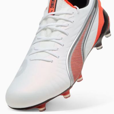 4. Puma King Ultimate FG/AG 108821-01 Schuhe