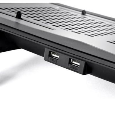 7. Laptop-Kühlpad Thermaltake Massive TM CL-N002-PL12BL-A (17.x Zoll; 2 Lüfter; Hub)
