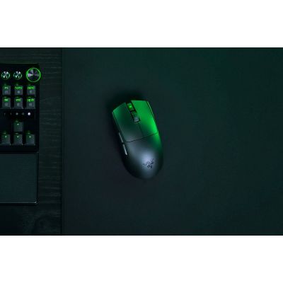 7. Razer Viper V4 Pro Gaming-Maus, kabellos (RF) + USB Typ-C, optisch, 50.000 DPI