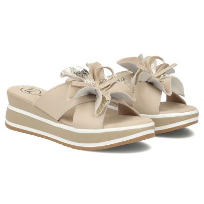 4. Damen-Keilsandalen aus Leder mit Blumenmuster, beige, Filippo DK7636