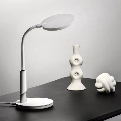 5. Activejet AJE-RAYA RGB Weiße LED-Schreibtischlampe