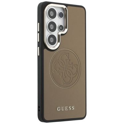 4. Guess MagSafe-Hülle mit perforiertem Logo für Samsung Galaxy S26 Ultra – Braun