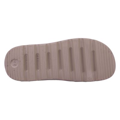 5. Coqui Lou M Flip-Flops 92800617154