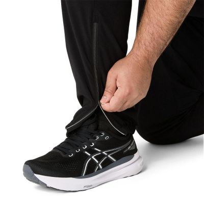 13. Asics Core Woven Pant M 2011D224001