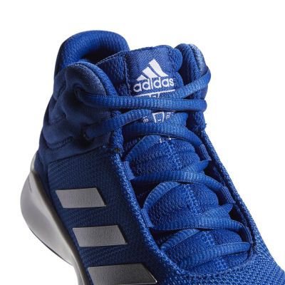 6. Adidas Pro Spark Basketballschuhe für Kinder - BB9143