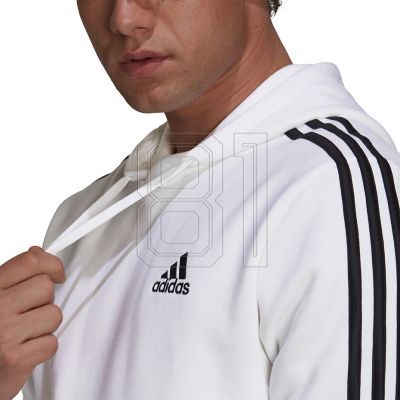 8. adidas Essentials Fleece 3-Streifen Hoodie M GU2522