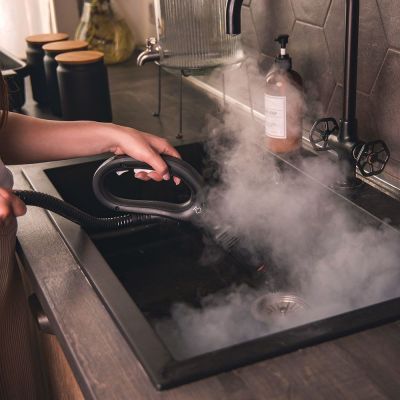 21. Polti Vaporetto Smart 110 Eco Dampfreiniger, Leistung 1500 W, Dampfdruck 4 bar, Wassertankkapazität 2 l, Weiß/Grün