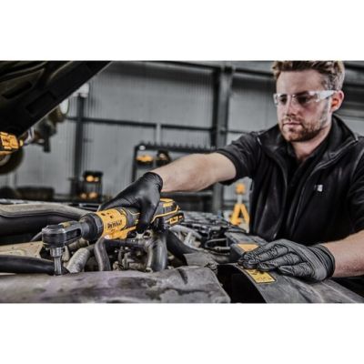 6. Akku-Ratsche ohne Akku und Ladegerät DCF512N DEWALT