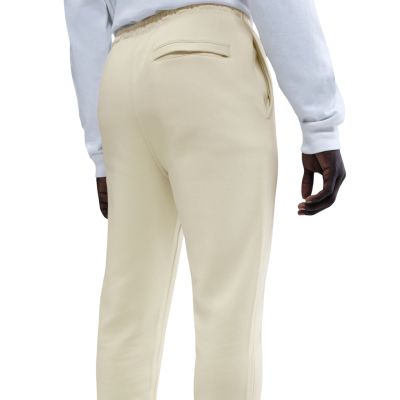 4. Nike Club BB Jogger Creme Herrenhose FN3787 229