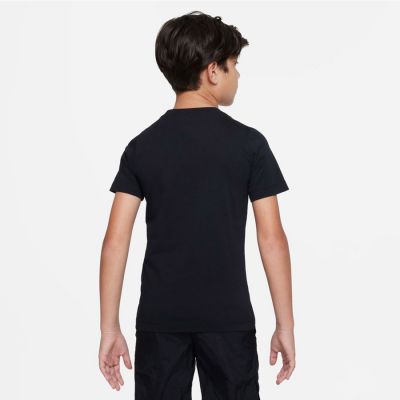 4. Nike Sportswear Jr. DX9526-010 T-Shirt