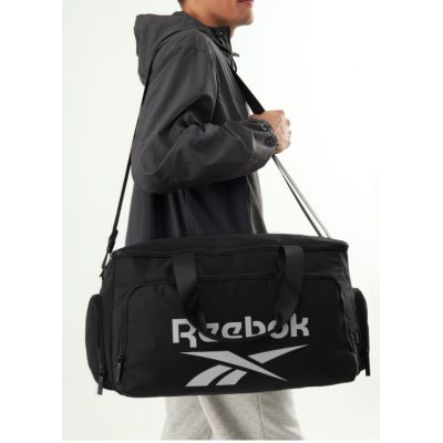 4. Reebok RBK-032-CCC-05 Tasche