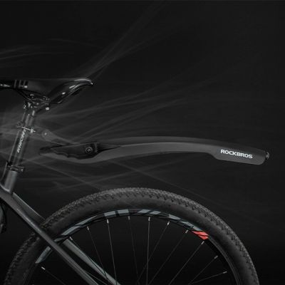 7. Rockbros DNB8001BK Schutzblech mit rotem LED-Licht, Schwarz